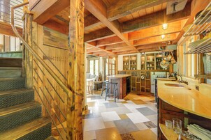 House (1 Bedroom) | Interior