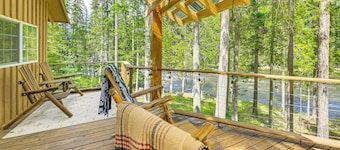 Riverside Cabin on 9 Acres in Montana