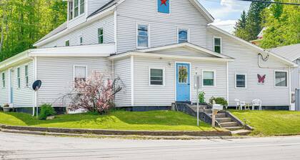 Lake & Mtn Views: Vermont Couple's Retreat!