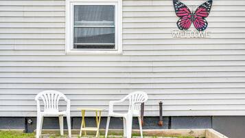 Apartment (0 Bedroom) | Interior