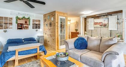 Lake & Mtn Views: Vermont Couple's Retreat!