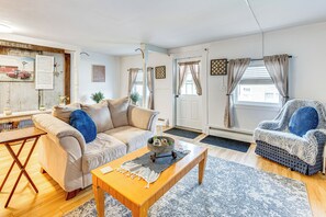 Apartment (0 Bedroom) | Interior