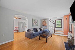 Fernseher, Kamin, Arbeitsbereiche