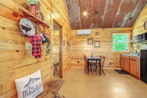 Interior - Colorado Cabin Vibes + Firepit & Pickleball Fun (Wimberley)