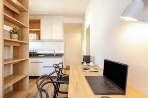 Premium Studio, 1 Double Bed, City View | In-room safe, laptop workspace, blackout drapes, free WiFi - Roomo Transamerica SP Parque Augusta (São Paulo)