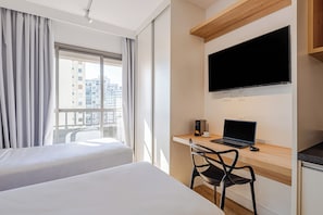 Studio, 2 Single Beds, City View | Television