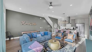 House | 4 bedrooms, Internet
