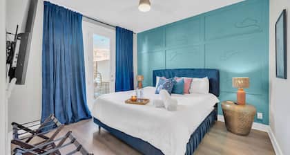 Brand New City Views Karaoke Room Near Downtown