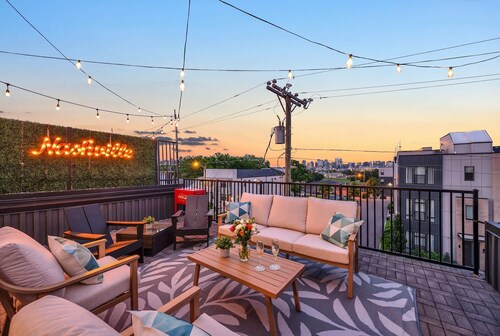 Brand New City Views Karaoke Room Near Downtown