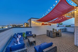 House | 4 bedrooms, Internet - New Rooftop With City Views Game Room DT Nash (Nashville)
