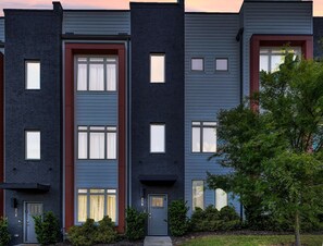 Rumah | 4 kamar tidur dan internet