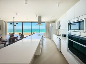 Apartment | 5 bedrooms - 5BR Beachfront Luxury Condo (Puerto Peñasco)