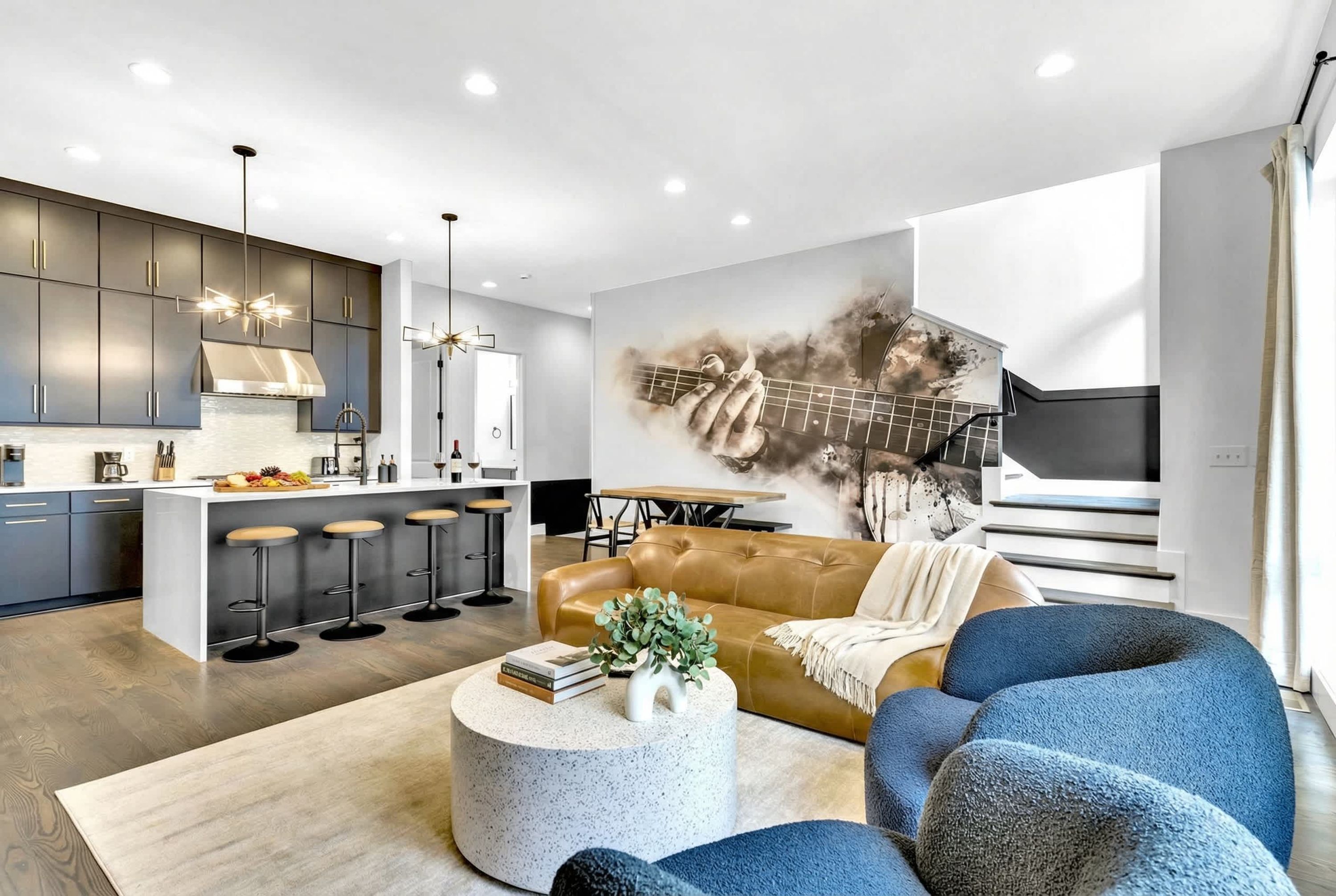 獨棟房屋 | 8 間臥室、書桌、網路服務