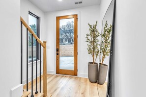 Hus | 8 soverom og internett