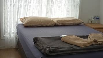 3 bedrooms, free WiFi, bed sheets