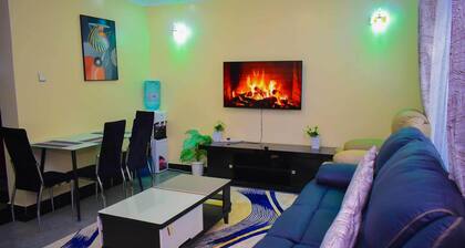 Lux Suites Fancy Getaway Apartments