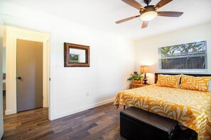 3 habitaciones, tabla de planchar con plancha, wifi y ropa de cama 