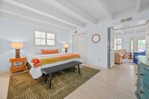 3 chambres, fer et planche à repasser, Wi-Fi, draps fournis