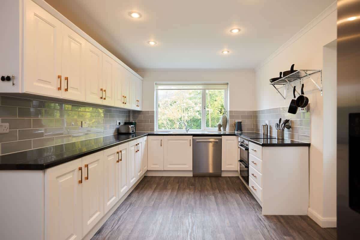 Fridge, oven, dishwasher, toaster