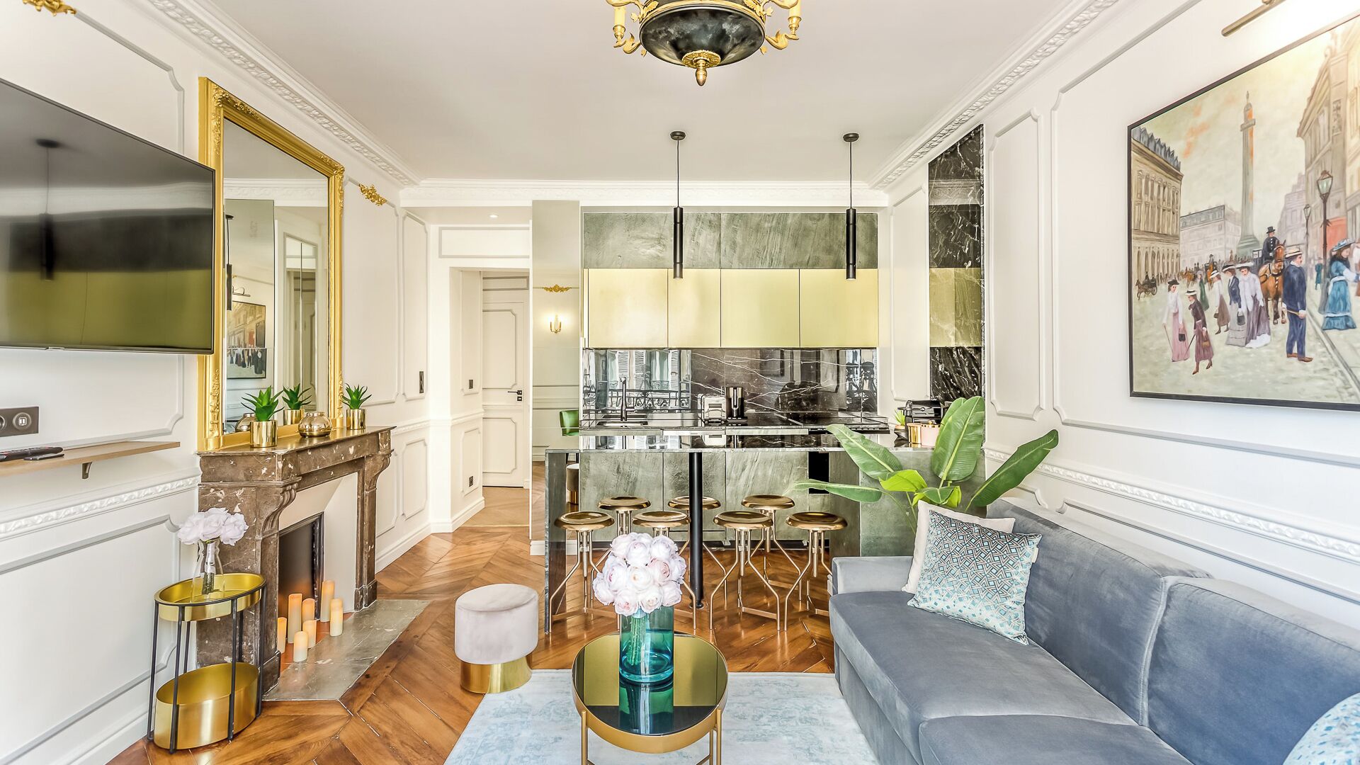 Lägenhet - utsikt mot staden | Vardagsrum | Kontor