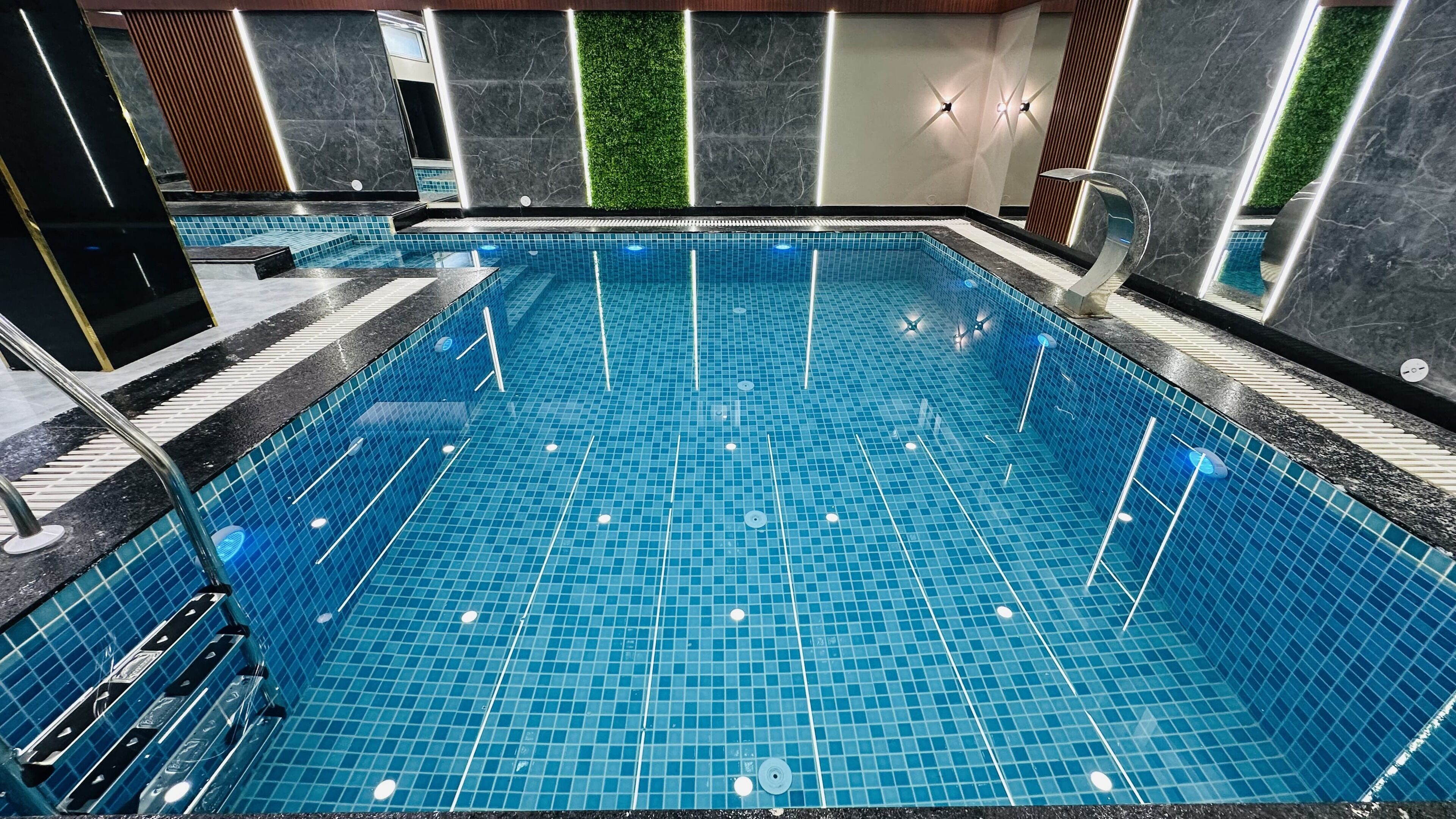 Piscina interna