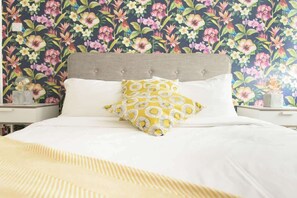 4 Schlafzimmer, Bügeleisen/Bügelbrett, WLAN, Bettwäsche