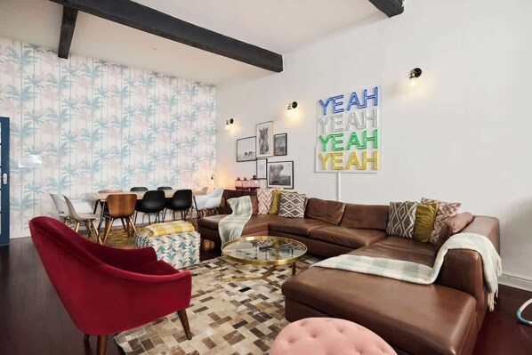TV, offices