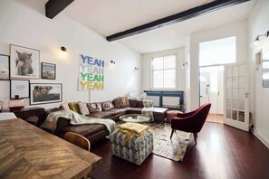 TV, offices