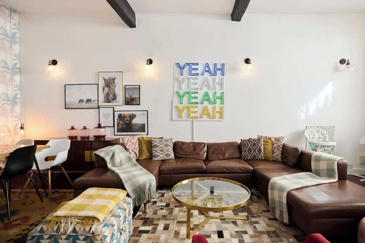 TV, offices