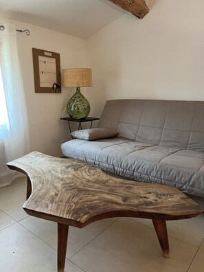 Living area - Apartment with exclusive outdoor pool (Auribeau-sur-Siagne)