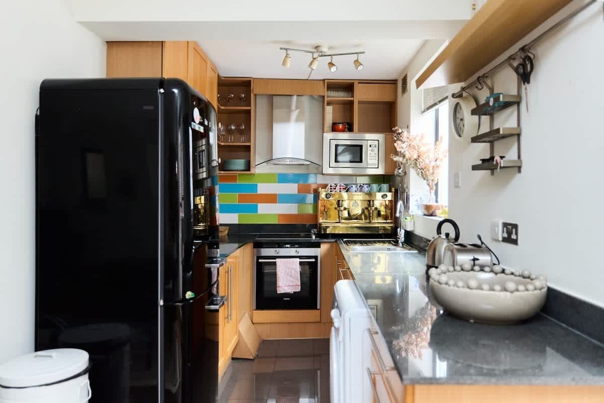 Fridge, microwave, oven, dishwasher