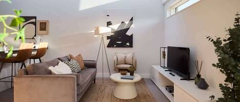 Fernseher, Arbeitsbereiche