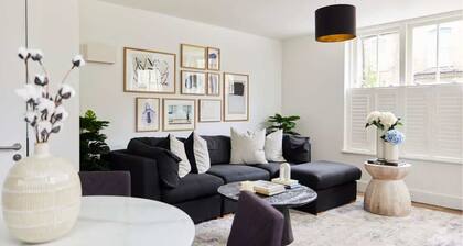 The Ravenscourt Park Escape - Bright 2 Bdr Flat