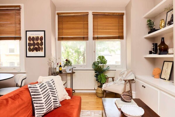 Fernseher, Arbeitsbereiche