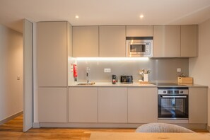 Apartment | Private kitchen - Feel Porto Firmeza Coworking & Flat Premium (Porto)