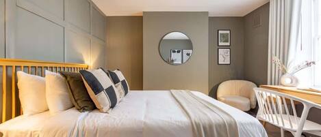 2 室のベッドルーム、アイロン / アイロン台、WiFi、ベッドシーツ