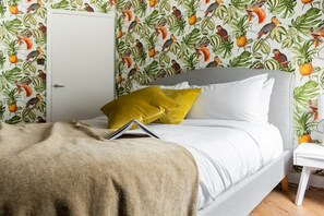 3 chambres, fer et planche à repasser, Wi-Fi, draps fournis