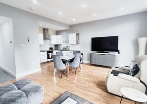 Smart TV 65 pulgadas con canales de televisión digitales, Netflix