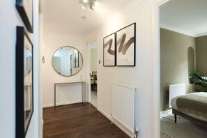 2 Schlafzimmer, Bügeleisen/Bügelbrett, WLAN, Bettwäsche