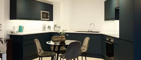 Microwave, oven, dishwasher, electric kettle