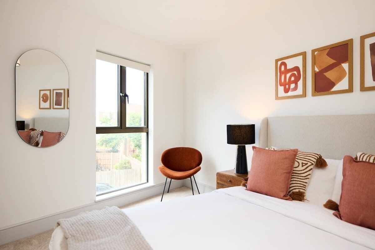 3 slaapkamers, een strijkplank/strijkijzer, wifi, beddengoed