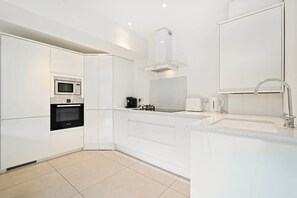 Oven, toaster, cookware/dishes/utensils