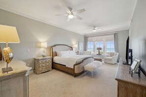 4 bedrooms, free WiFi, bed sheets