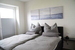 2 Schlafzimmer, Bügeleisen/Bügelbrett, kostenloses WLAN, Bettwäsche