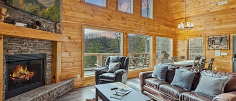 Cabin, 4 Bedrooms | Living area | Smart TV