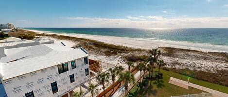 Condo, 2 Bedrooms | Beach | Beach nearby