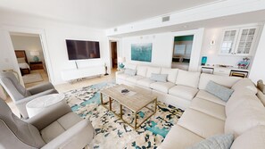 Condo, 3 habitaciones | Área de sala de estar