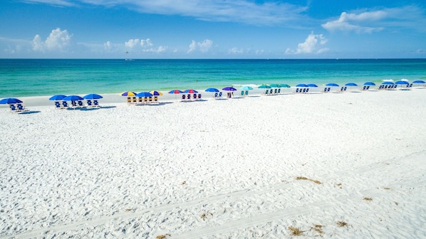Appart'hôtel, 3 chambres | Plage