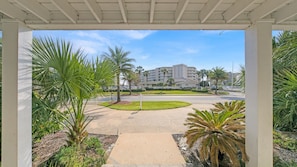 House, 5 Bedrooms | Property grounds