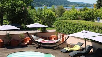 Piscine extérieure (ouverte en saison)